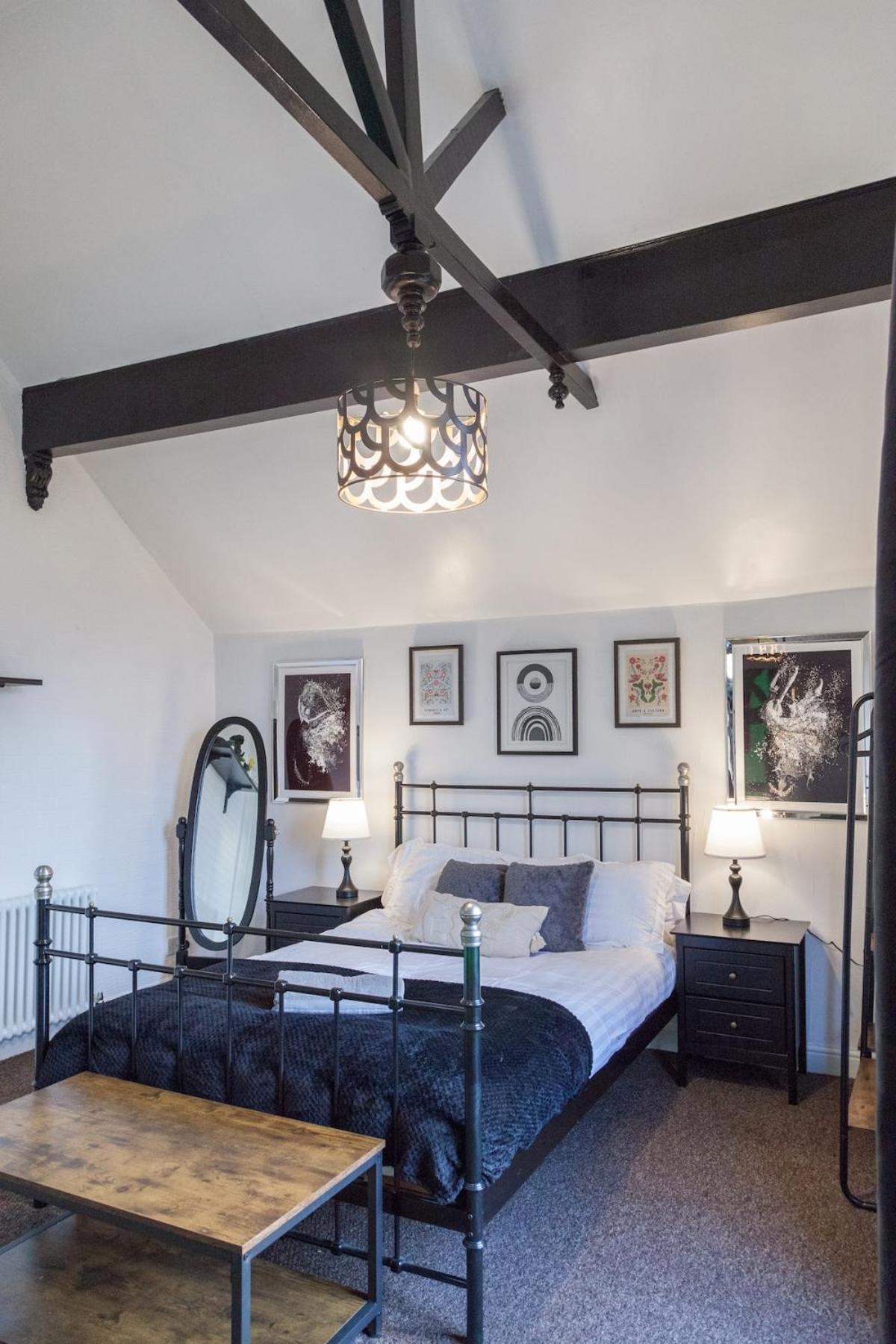 Victorian Elegance At Kingscliffe, Sleeps 17 Villa Manchester Exterior photo